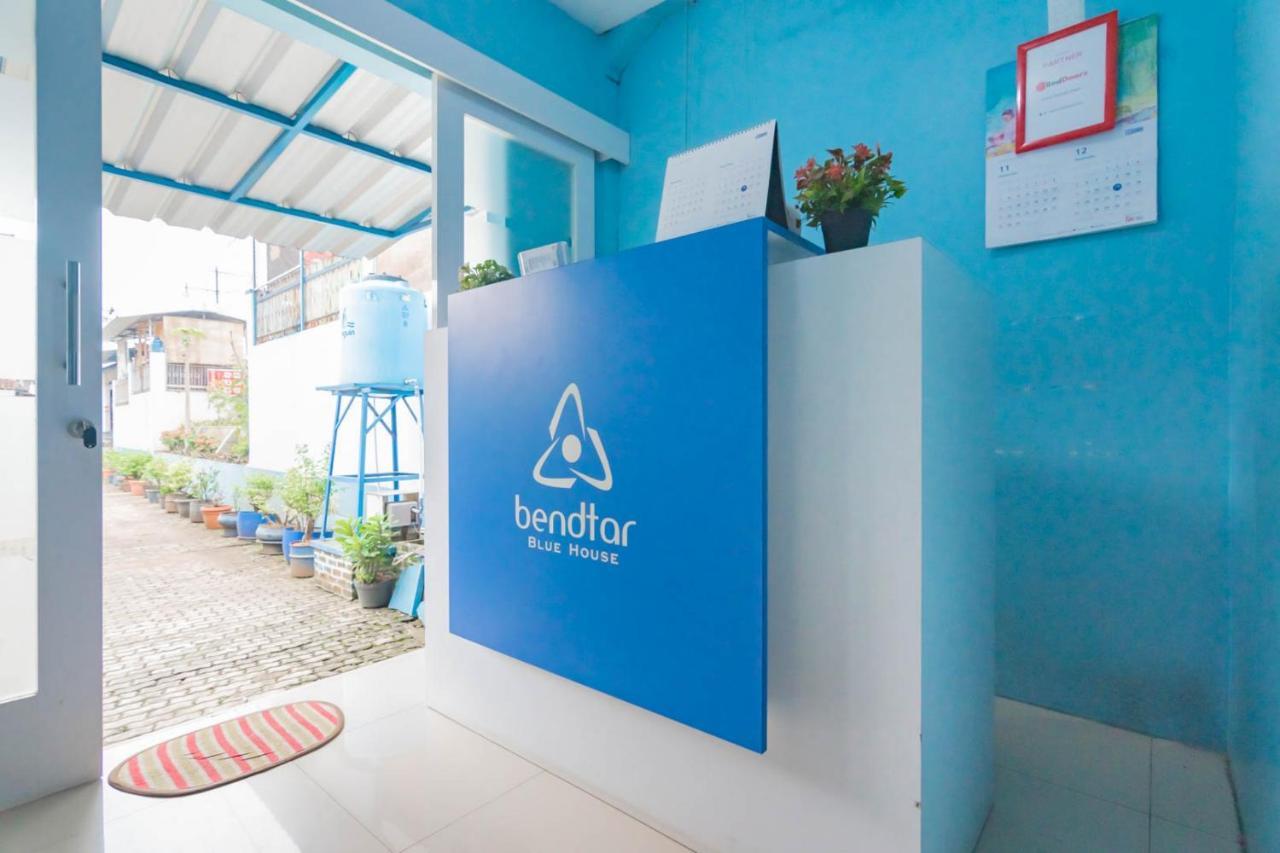 Reddoorz Syariah At Jl Pangeran Hidayatullah Cianjur Hotel Екстериор снимка